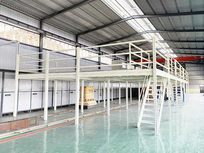 倉(cāng)庫(kù)搭建二層鋼平臺(tái)消防能通過(guò)嗎？