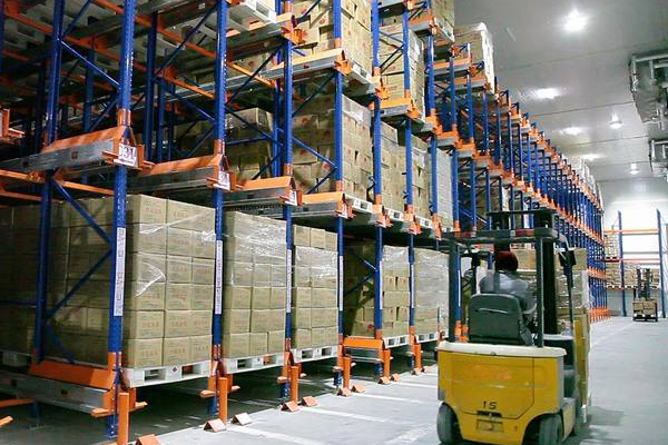 倉(cāng)庫(kù)貨架都有哪些類(lèi)型，該怎么選擇？